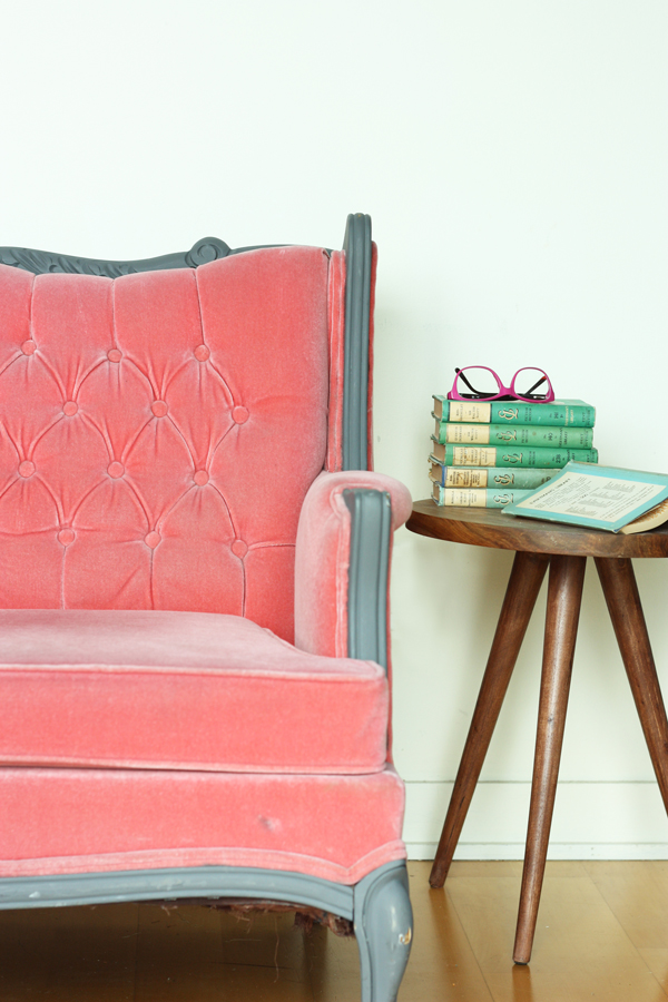 pink velvet sofa 2