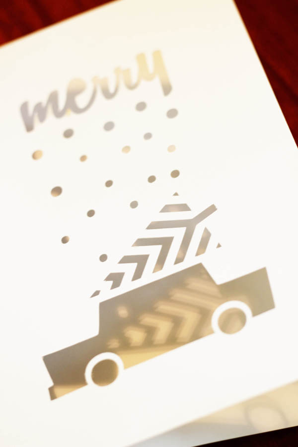Handmade glitter paper cut out christmas card using Cricut / The Sweet Escape