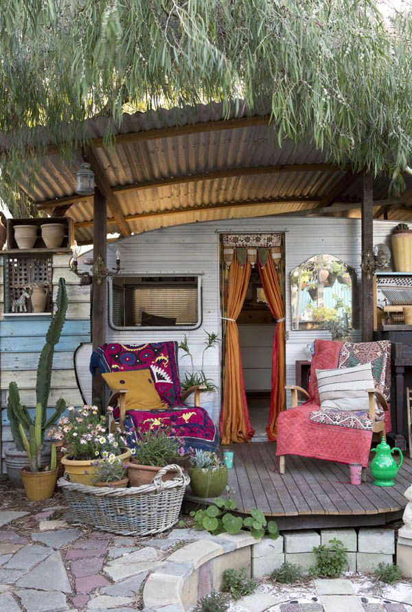 10 boho outdoor spaces to drool over / The Sweet Escape 