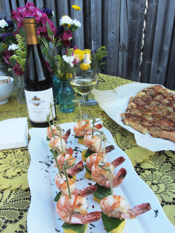 Summer Wine & Dine on the rooftop patio / The Sweet Escape