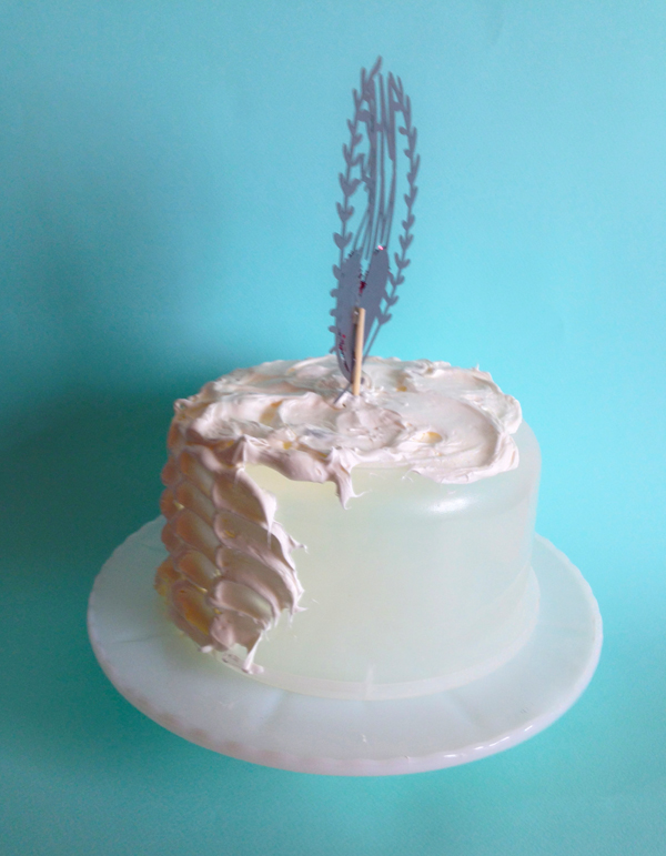 icing cake styling trick