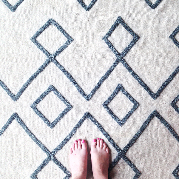 Living room makeover Loloi Adler rug