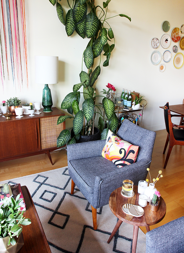loft, living room, makeover, mid century modern, vintage inspired decor, colorful, desing with color, string art