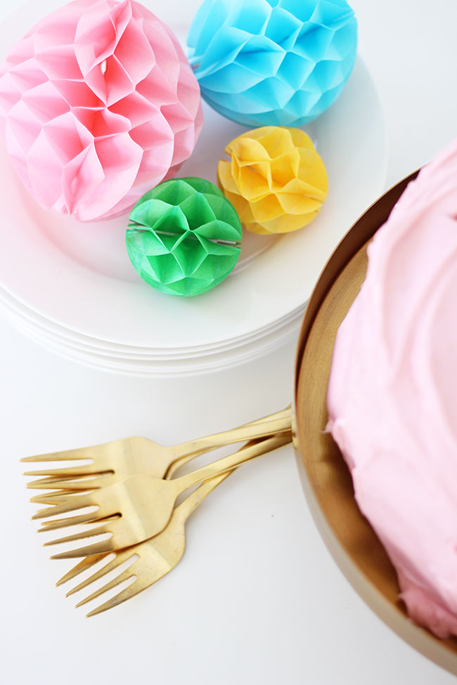 Pink-lemon-limeade-birthday-cake-5
