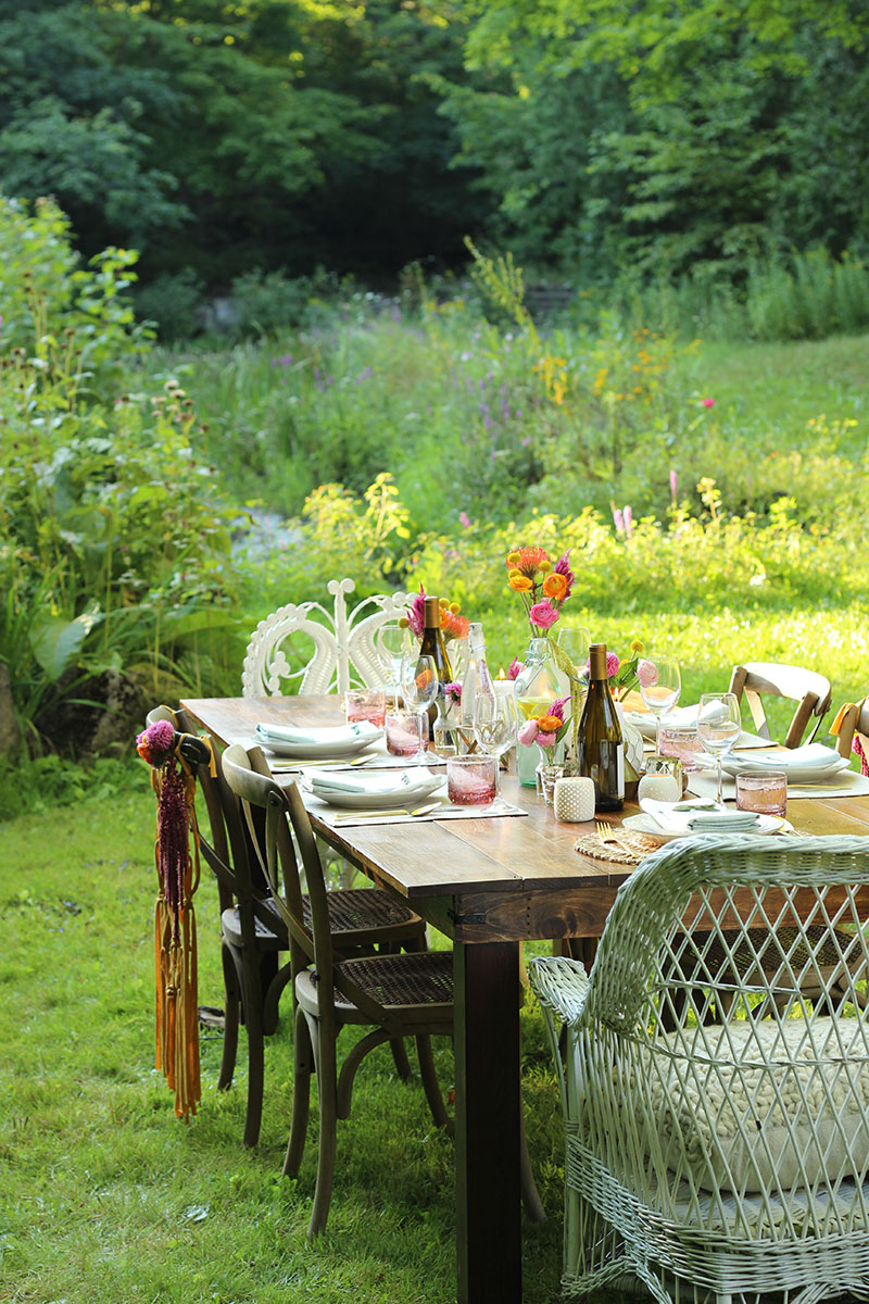 Summer Dinner Party - The Sweet Escape