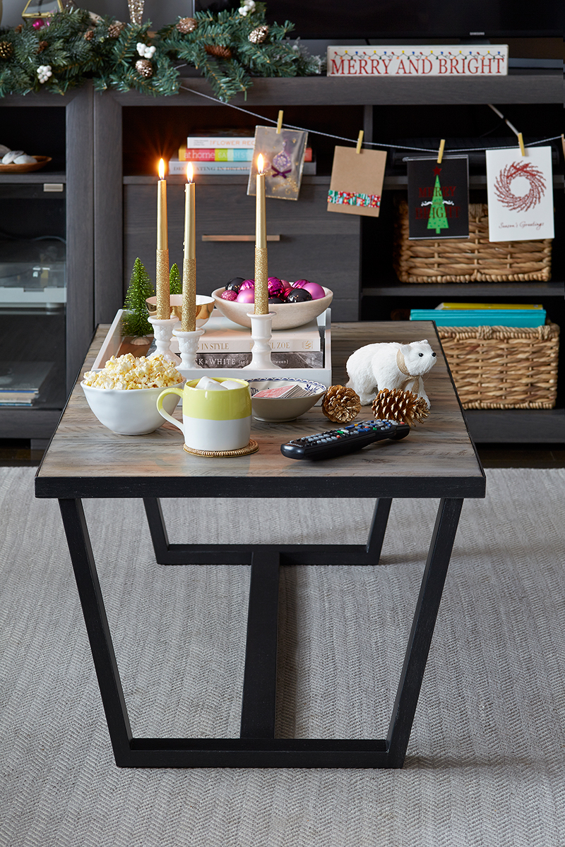 Leons Hello Holiday Coffee Table Styling 